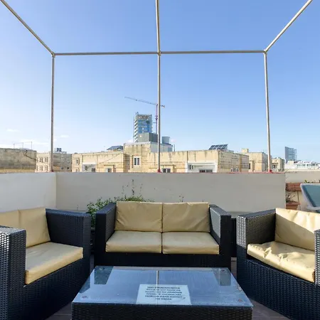 Spacious 2br With Large, Private Sun Terrace By 360 Estates