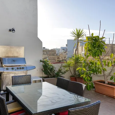 Apartment Spacious 2br With Large, Private Sun Terrace By 360 Estates
