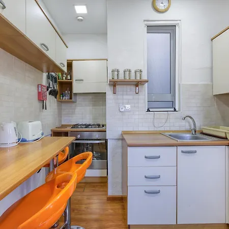 Spacious 2br With Large, Private Sun Terrace By 360 Estates Apartment *