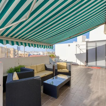 Spacious 2br With Large, Private Sun Terrace By 360 Estates Appartement