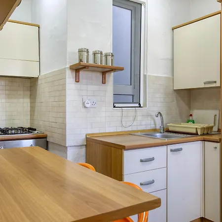 Spacious 2br With Large, Private Sun Terrace By 360 Estates Appartement *